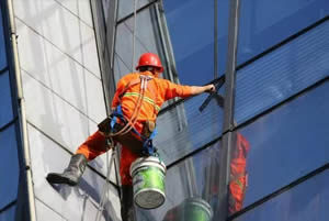 济南蜘蛛人幕墙清洗